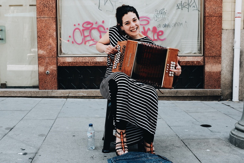 calle, musica, 1080P, mujer, acordeon