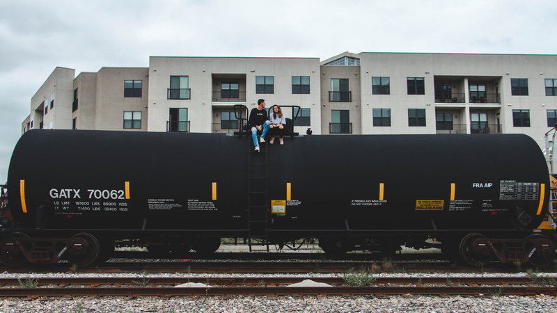 mode of transportation, sky, black, building, near, united states, public transportation, white, track, men, real people, people, street, urban, couple