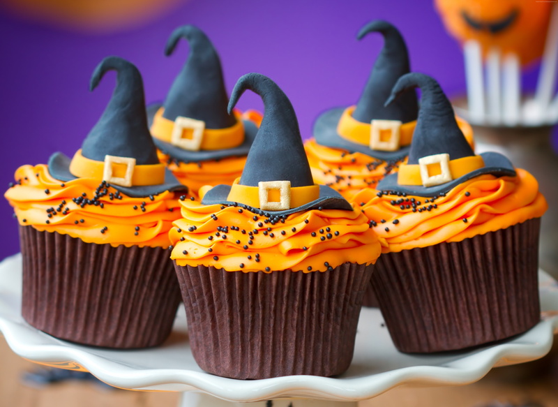 Witch Hats, cream, pastries, powdered, desserts, Helloween, 5K, orange, sugar, Cupcakes
