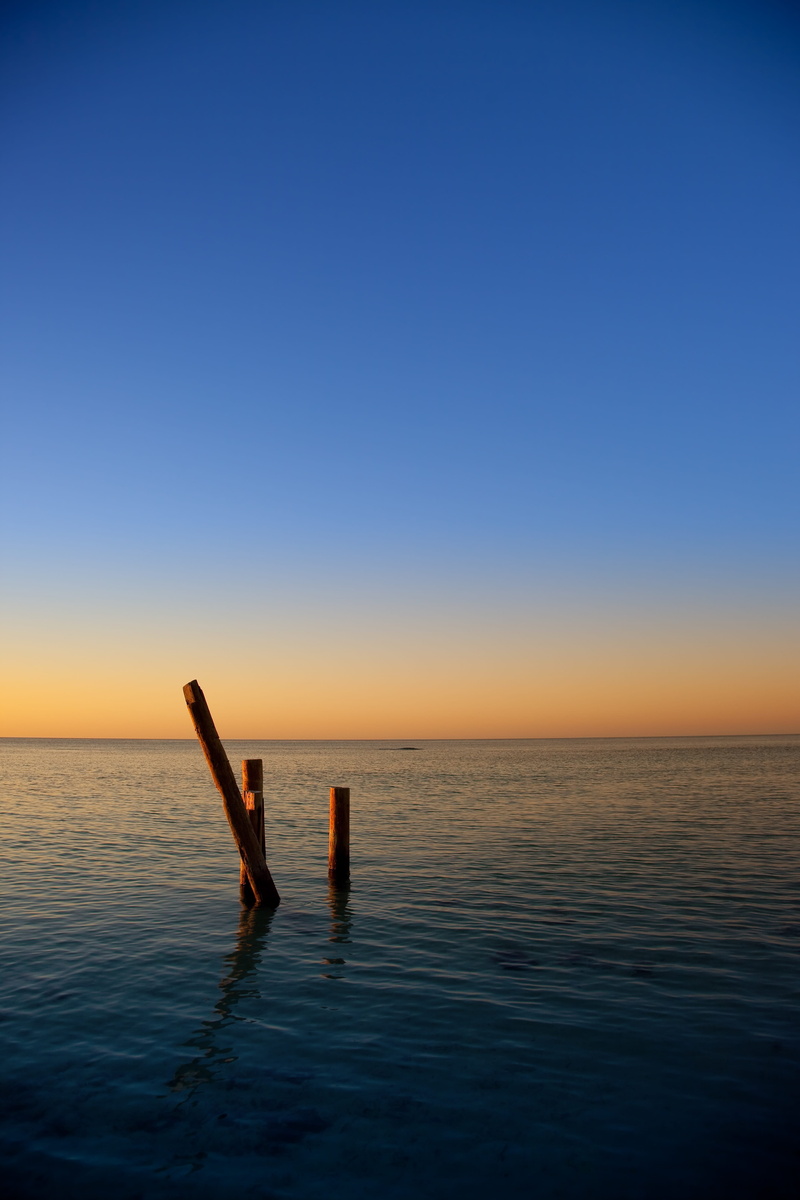 honduras, copy space, clear sky, waterfront, human foot, oceanscape, wet, human limb, sea, scenics - nature, body part, one person, islas de la bahia, 5K