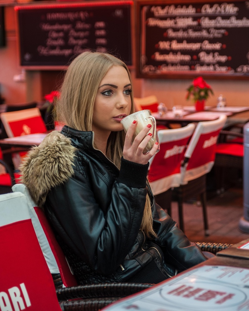 blond hair, beauty, young Adult, cafe, food and drink, coffee, casual clothing, young women, latte, beautiful woman, sitting, restaurant, hairstyle, leisure activity