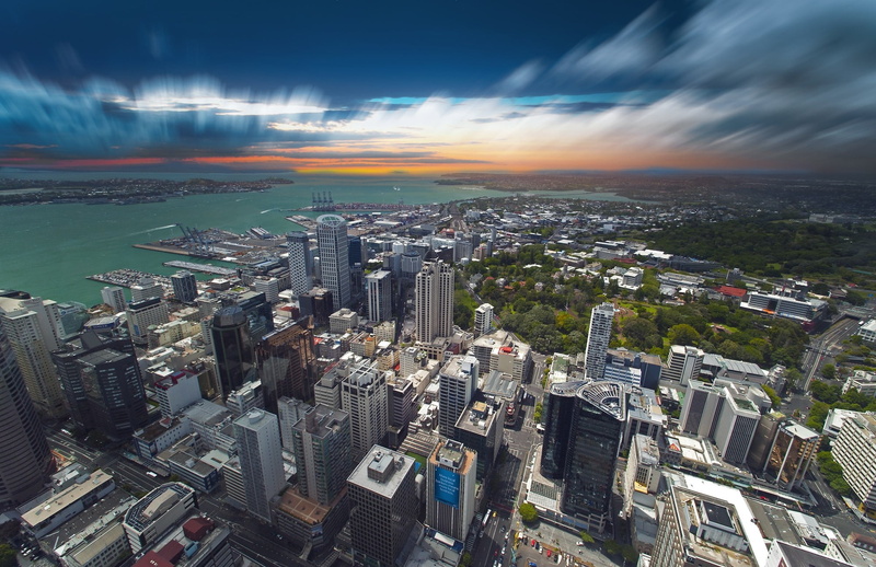 cloud - sky, residential district, built structure, financial district, nature, sky, outdoors, downtown district, sea, city, cityscape, buildings, crowd