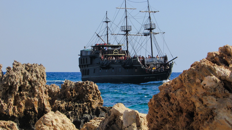 sailing ship, clear sky, rock, cruise ship, nautical vessel, transportation, no people, solid, 4K, travel, water, day, rocky coast, outdoors, sailing