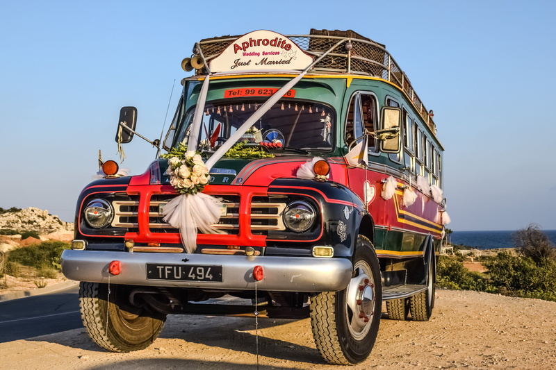 western script, bus, wedding bus, vacations, text, no people, road, mode of transportation, truck, 5K, vintage, clear sky, summer, public transportation