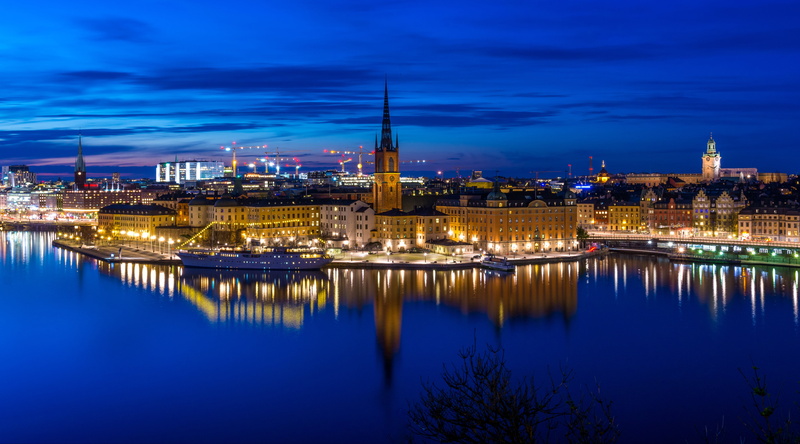 reflection, panorama, Bay Riddarfjarden, Riddarholmen, ship, building, pier, The Island Of Riddarholmen, Sweden, night city, 5K, Riddarfjarden Bay, Bay