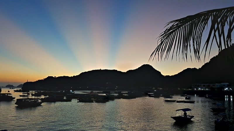 tranquility, mode of transportation, boat, outdoors, harbor, color, tranquil scene, jonk, moored, no people, landscape, scenics - nature, sea, island of cat ba