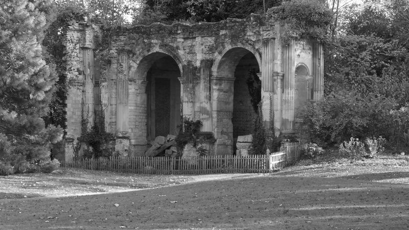 5K, building exterior, ancient, outdoors, architecture, plant, arched, old, no people, nature, the past, the way forward, parc des capucins, france, building