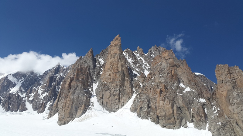 environment, Devil, Grand Capucin, snowcapped mountain, mont blanc du tacul, mountain range, rock, land, mountain peak, mountains, snow, cloud - sky, high mountains