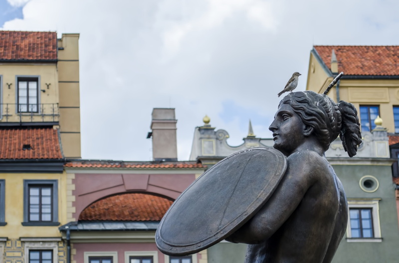 sky, outdoors, 2K, creativity, statue, the statue, warsaw mermaid, art and craft, warsaw, poland, architecture, mermaid, the capital of the, roof, sculpture