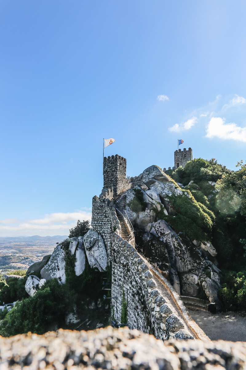 cloud - sky, solid, ancient civilization, outdoors, mountain, tree, nature, travel destinations, day, plant, built structure, lisboa, portugal, castel