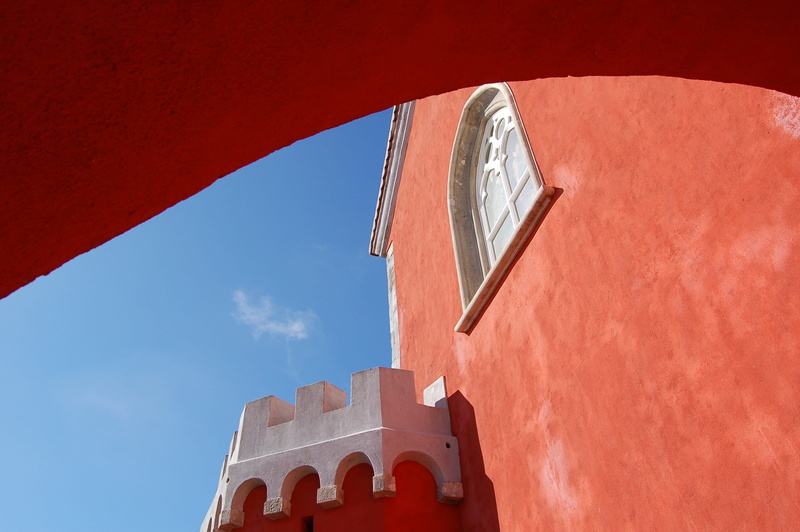 building, sky, sintra, travel, red, window, outdoors, ancient civilization, architecture, the past, history, low angle view, 2K, building exterior, arch