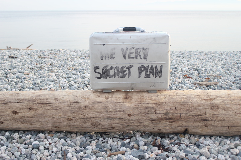 secret, beach, communication, stone, stone - object, rock - object, rock, case, briefcase message, 5K, horizon, day, gravel, solid, nature, sea, no people