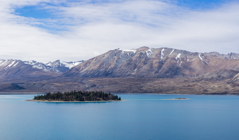 shoreline, cloud - sky, outdoor, beauty in nature, 8K, brown, ice, lake, island, water, mountain, shore, photo, near, snowcapped mountain, landscape, tranquility