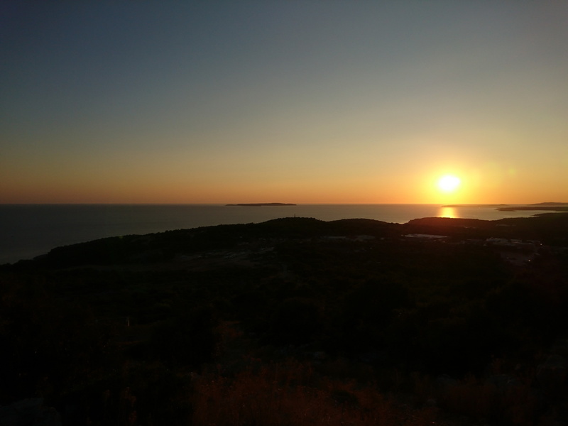 nature, sunrise, sea, sunset, island, hills, 2K, sky, sun rays