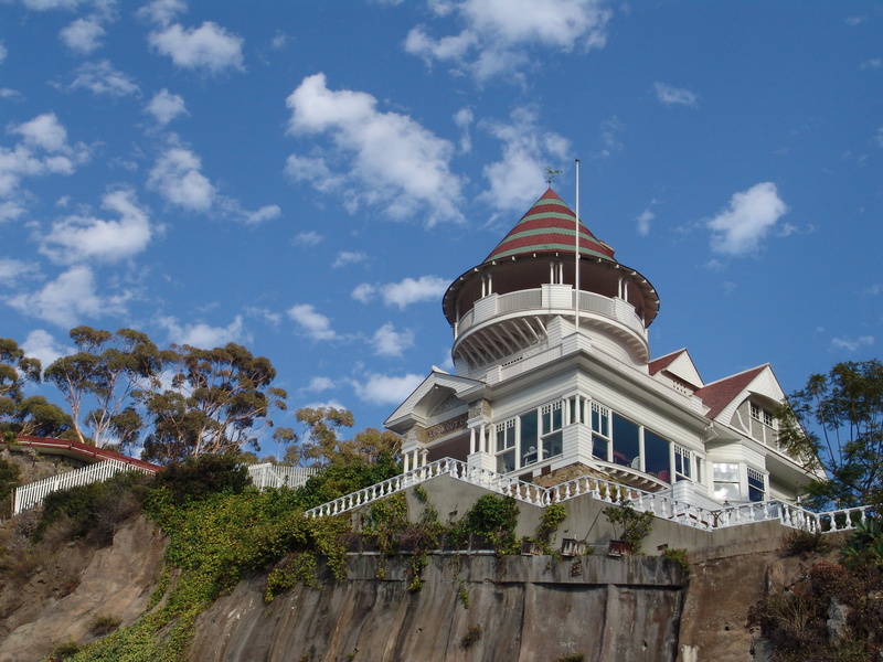 catalina, building exterior, low angle view, historical, house, built structure, 2K, architecture, belief, no people, day, history, spire, outdoors, religion