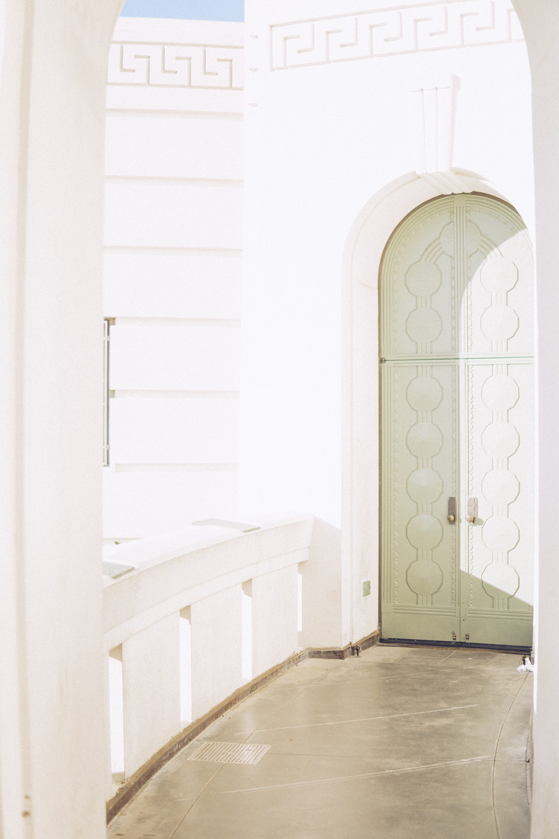 sunlight, sun, day, wall - building feature, asia, europe, california, flooring, building, 5K, door, absence, path, place of worship, arch, green, window
