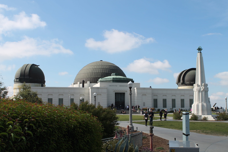 real people, sky, architecture, incidental people, outdoors, travel destinations, cloud - sky, spirituality, los angeles, place of worship, griffith observatory