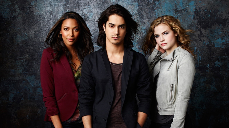 Avan Jogia, looking at camera, young women, friendship, adult, young men, beauty, man, beautiful people, trio, Kylie Bunbury, 1080P, actress, beautiful woman