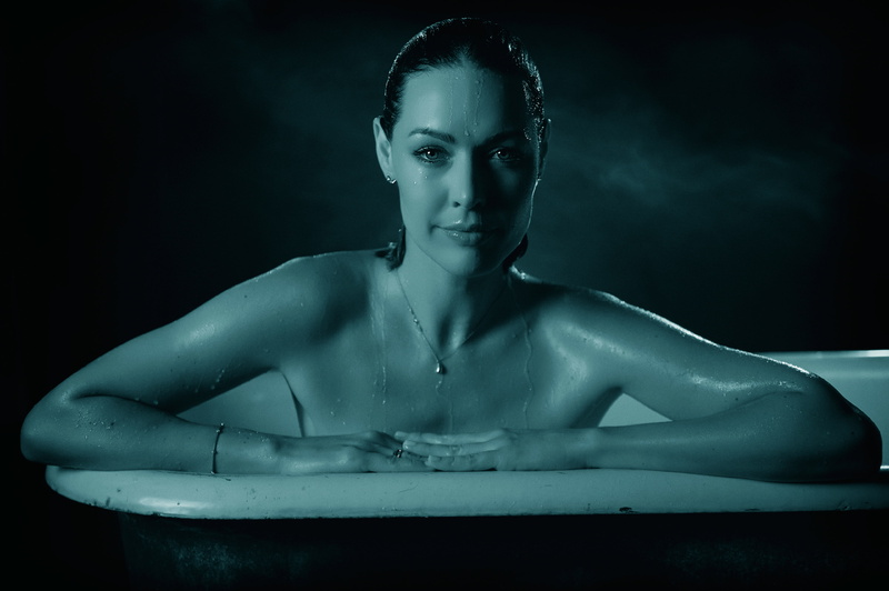 Louise Griffiths, 4K, bath, actress