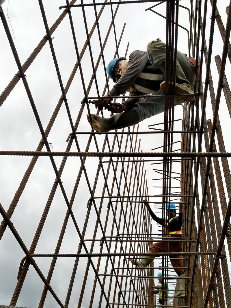 one person, occupation, metal, real people, Construction, working, climb, construction industry, construction site, indonesian, equipment, Concrete, only men