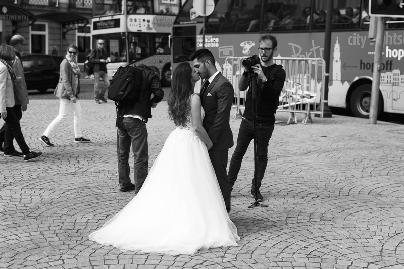 wear, people, black-and-white, black and white, man, wedding dress, adult, wearing, groom, real people, romantic, built structure, woman, white, city, road