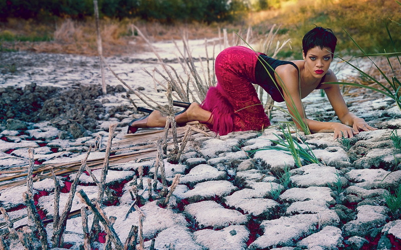 tree, women, smiling, outdoors, land, day, singer, young adult, pose, earth, 1080P, real people, rihanna, teenager, girl, child, full length, nature, leisure activity