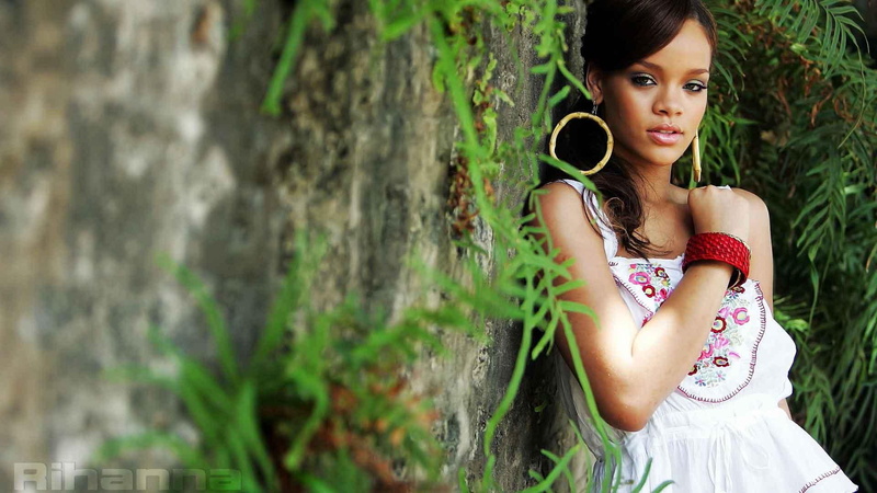 red, look, girl, women, rihanna, dress, embroidered, 1080P, sleeveless, s, green, floral, bracelet, white