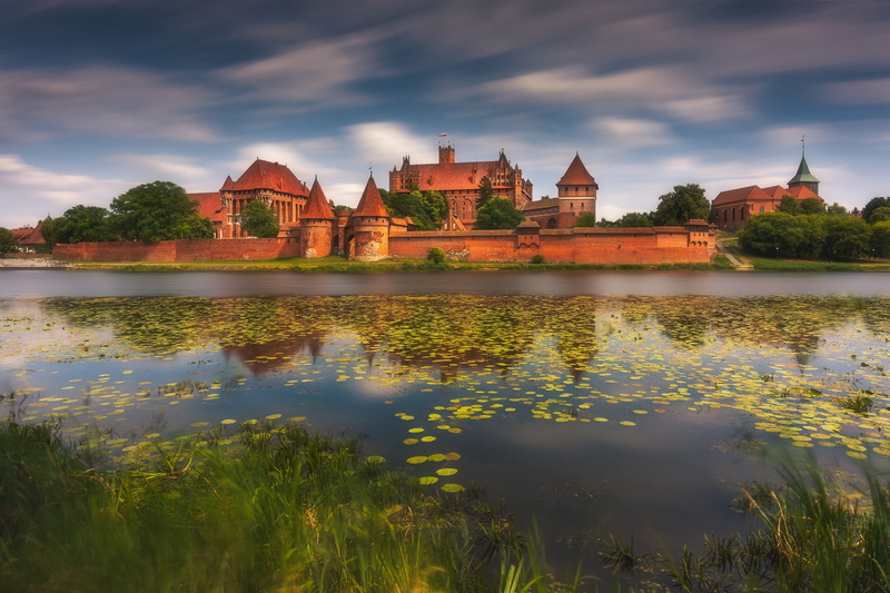 Nogat River, castle, 1080P, Malbork Castle, river, The Nogat River, Malbork, Castle of the Teutonic Order, Poland, Marienburg Castle