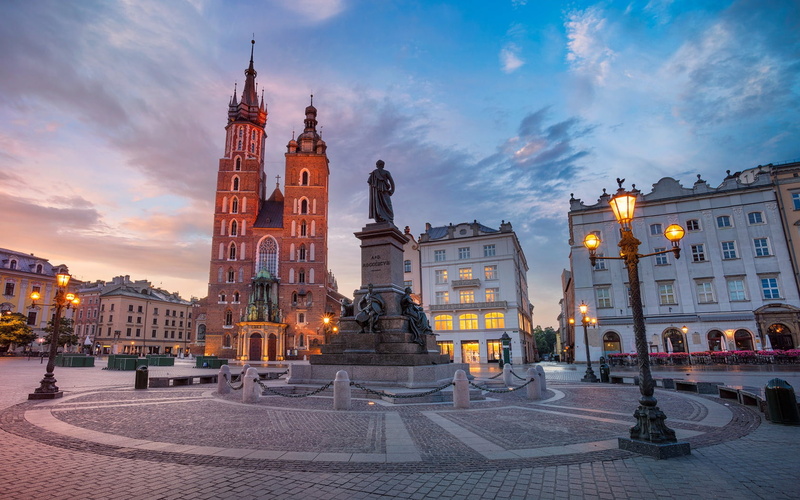 Main square, urban, Polish, 720P, church, lantern, Kraków, Poland, city
