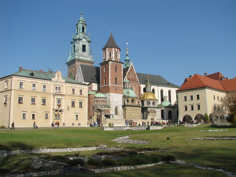 no people, tower, the past, Kraków, outdoors, day, Wawel, clear sky, built structure, 720P, blue, castle, nature, sky, travel destinations, architecture