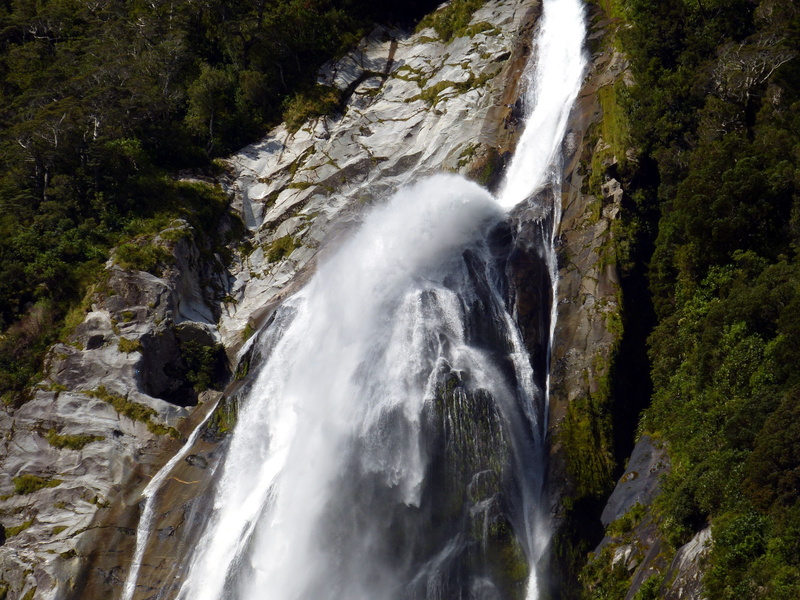 nature, water, waterfall, rock, flowing water, green, daytime, day, plant, south island, waterfalls, no people, waters, milford sound, land, flowing, power in nature