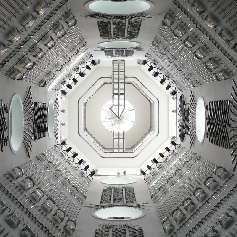 circle, 1080P, photography, ornate, building, ceiling, tower, perspective, directly below, abstract, building exterior, arms, lighting equipment, design