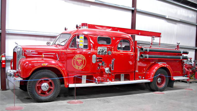 emergency, retro, firetruck, 2K, mack, model, 1960, b 125