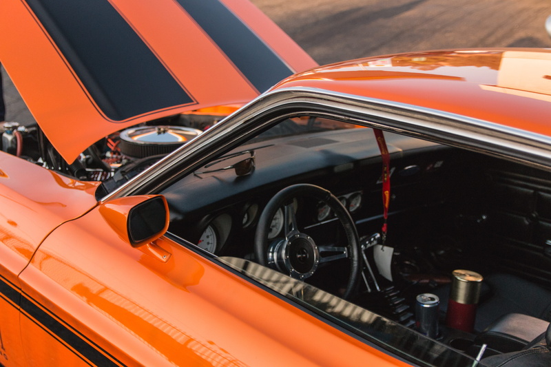 land vehicle, machine, motor, engine, vintage, mustang, transportation, car, black color, mode of transportation, retro styled, orange, race, metal, bottle