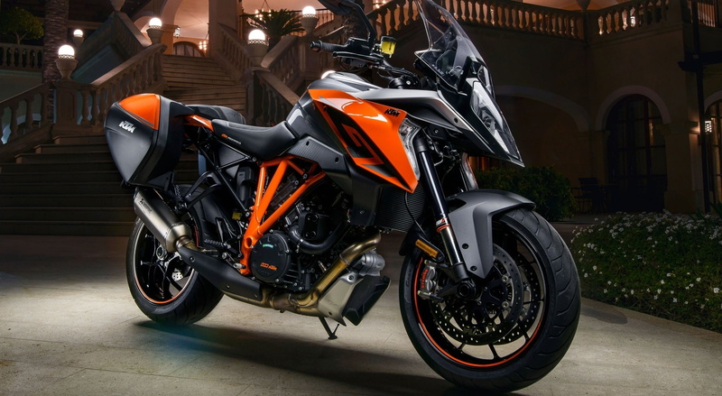 outdoors, architecture, Motorcycle Racing, 1080P, motorcycle, stationary, sunlight, sports, Superbike Racing, duke, wheel, ktm, no people, scooter, land vehicle
