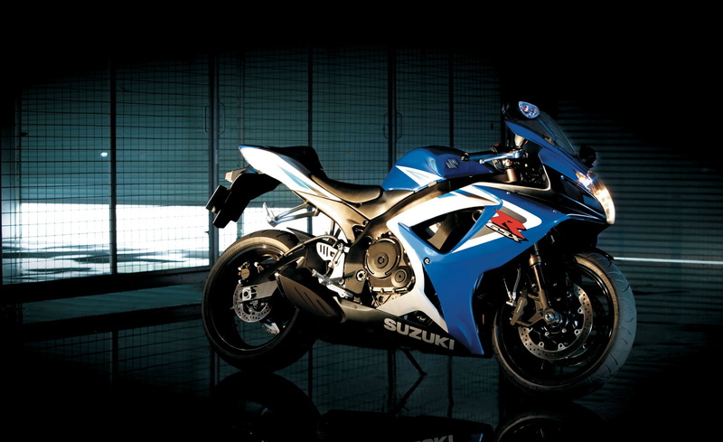 r, 1080P, metal, nature, parking, blue, day, Motorcycles, wheel, sportsbike, stationary, mode of transportation, architecture, sunlight, helmet, no people
