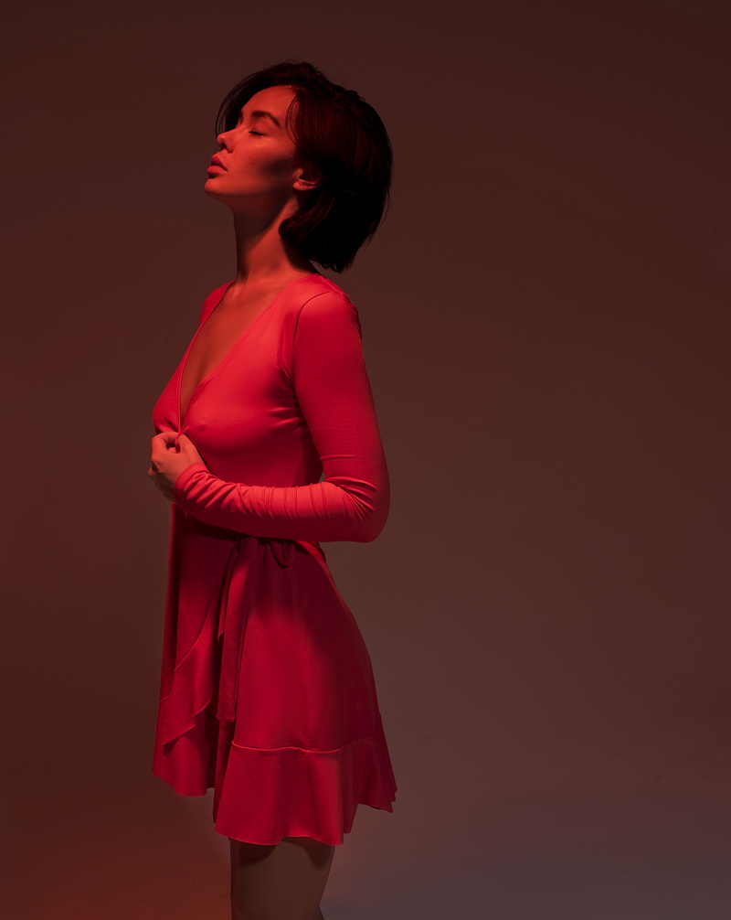 one person, dress, studio shot, overcoat, astana, flooring, coat, photography, young women, sleeved, казахстан, colored background, fashion, person, three quarter length