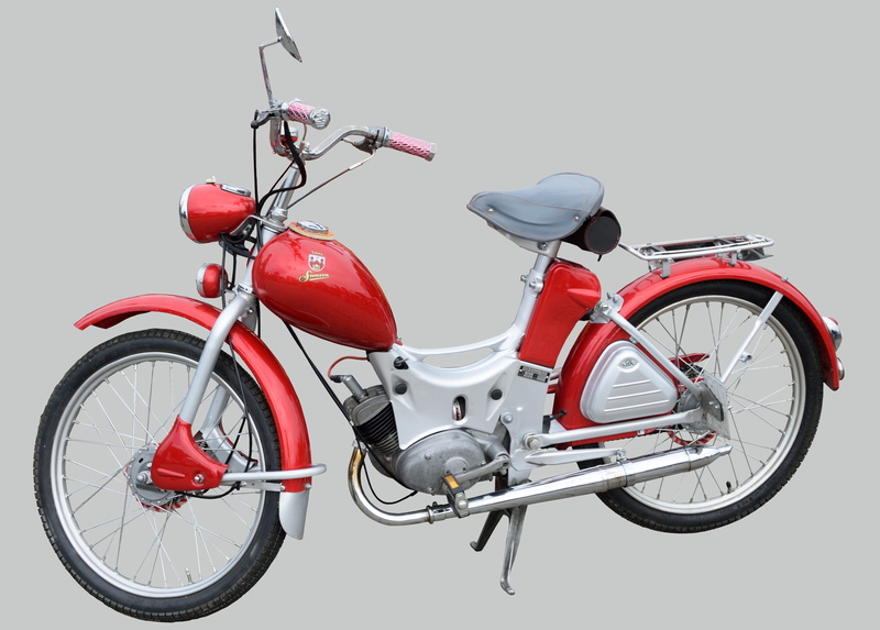 sport, studio shot, helmet, simson, tire, moped, stationary, motorcycle, side view, 4K, red, historically, chrome, riding, cut out, crash helmet, mode of transportation