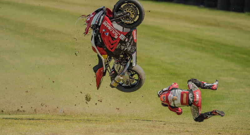1080P, drop, Lee Jackson, the situation, BMV, motorcycle, crash, Motorsport