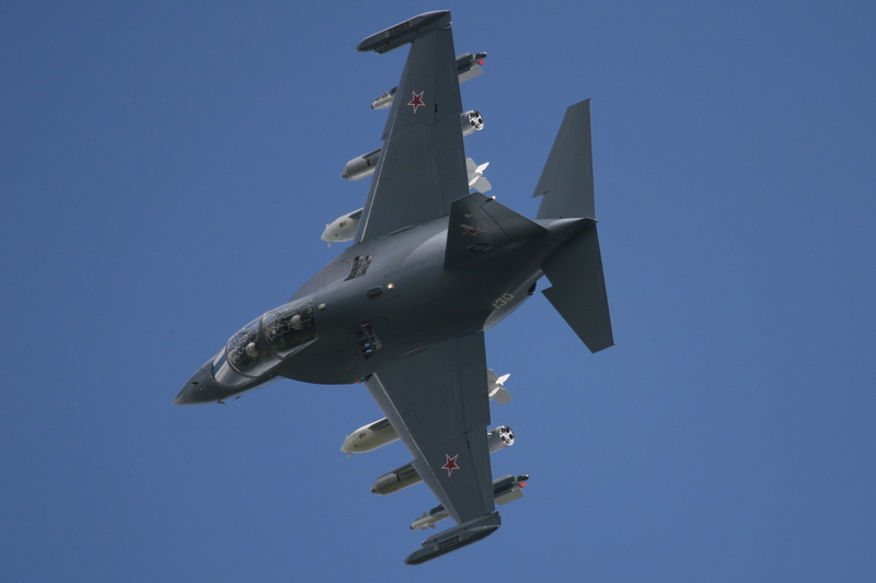 2K, andquot;Middleandquot;, The Yak-130, Yak 130, training and combat aircraft, the sky, andquot;the Mittenandquot;, Yakovlev