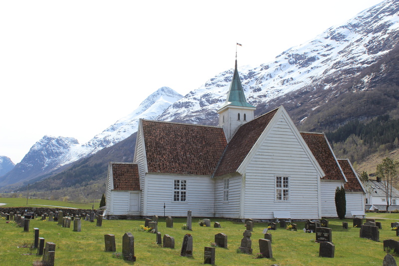 spirituality, norway, snowcapped mountain, grass, 5K, outdoors, no people, place of worship, environment, mountain range, building, sky, building exterior