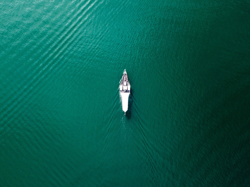 calm, middle, white, ocean, sea, tranquility, water, beauty in nature, mode of transportation, turquoise colored, dayime, 4K, body, yacht, waterfront