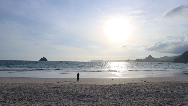 island, sky, shilouette, indonesia, 4K, non-urban scene, water, horizon, sea, real people, nature, land, outdoors, ocean, bright, hills, scenics - nature