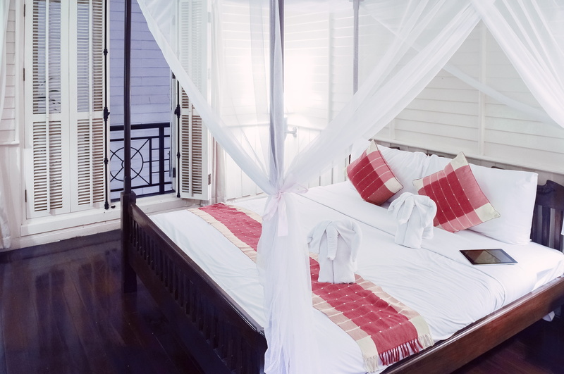 chair, domestic room, linen, canopy, holiday, close-up, rest, tidy, textile, architecture, white color, built structure, white, window, home interior, ceiling