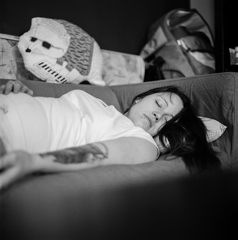 cap, lying down, resting, one person, dreaming, nap, bed, alone, 8K, lifestyles, wearing, sofa, white, sleep, sleeved, portrait, bedroom, sleeping, attractive
