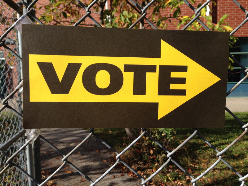 hog, outdoors, yellow, wire, Voting, danger, 2K, communication, elect, metal, support, Election, text, fence, guidance, barrier, information sign, Choice
