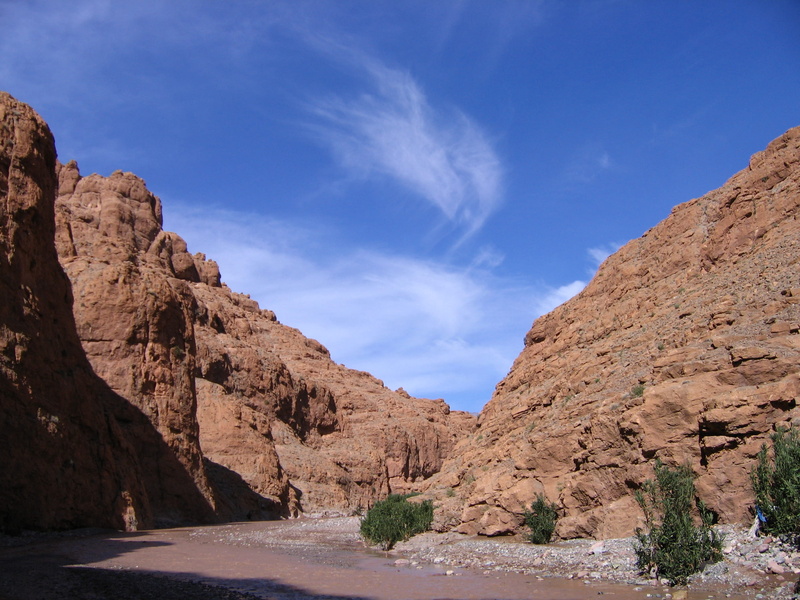 vallé, eroded, outdoors, arid climate, no people, rocky mountains, scenics - nature, cloud - sky, day, rock - object, tranquil scene, 2K, physical geography