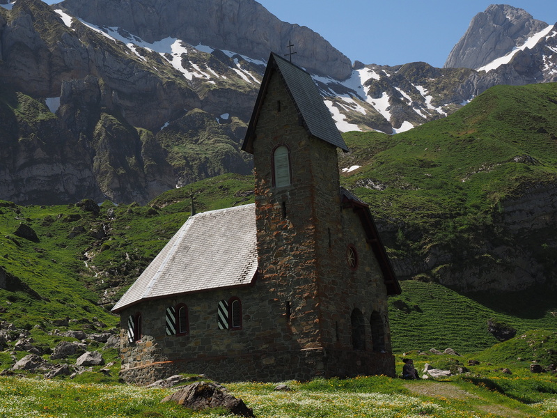 mountain range, nature, no people, spirituality, day, building, säntis region, Alm, grass, architecture, meglisalp, 4K, mountain, religion, scenics - nature