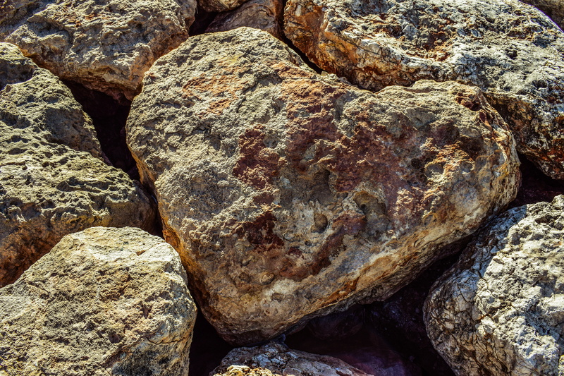 rock - object, 5K, full frame, rock formation, high angle view, rock, whole wheat, loaf of bread, bread, heart of stone, food and drink, freshness, backgrounds