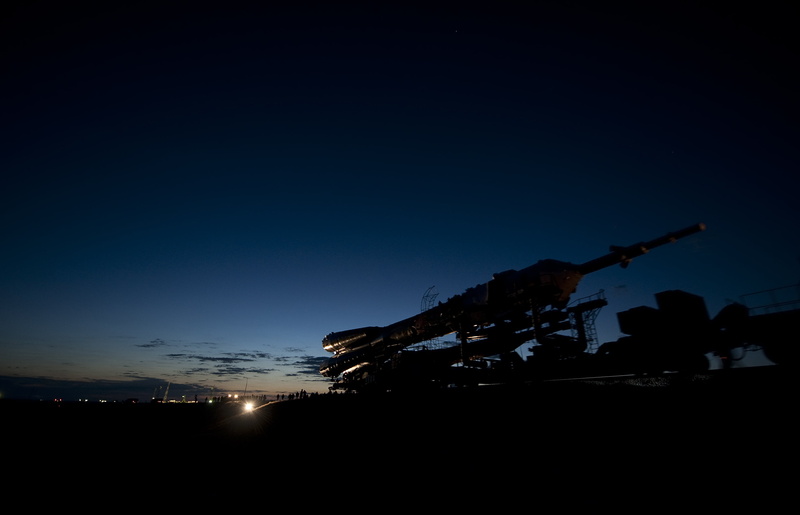 illuminated, building exterior, industry, outdoors, dusk, blue, 2K, construction site, moon, Soyuz TMA-17, built structure, Baikonur, clear sky, silhouette